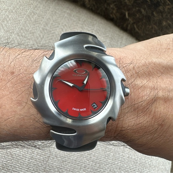 Rare Oakley Blade Red Dial Swiss Made Date Display near mint - Picture 3 of 10